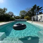 Prázdninový dům 2 Maisons Privatives Avec Piscine Et *