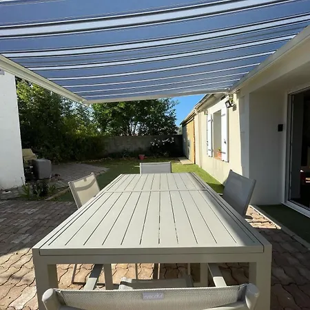 2 Maisons Privatives Avec Piscine Et 펜션 *