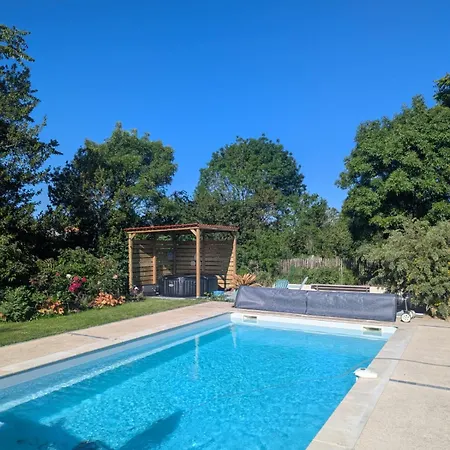 2 Maisons Privatives Avec Piscine Et *
