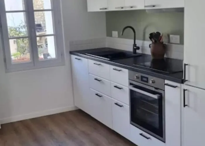 2 Maisons Privatives Avec Piscine Et Grues