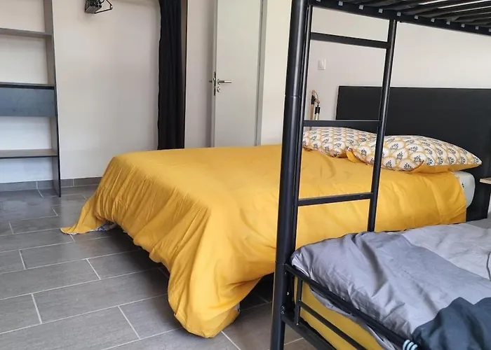 2 Maisons Privatives Avec Piscine Et Vakantiehuis *