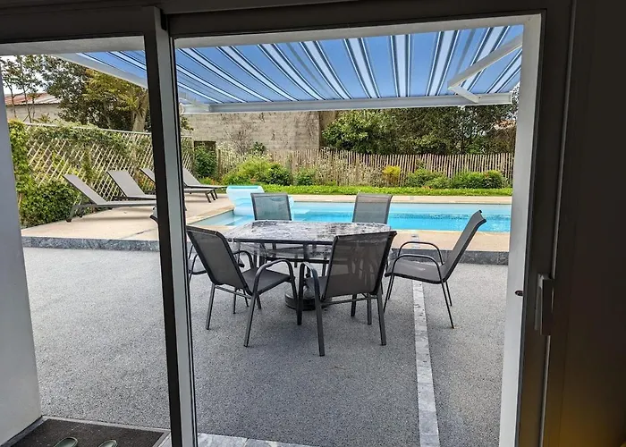 Vakantiehuis 2 Maisons Privatives Avec Piscine Et Grues