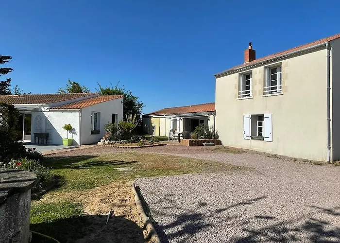 Vakantiehuis 2 Maisons Privatives Avec Piscine Et *