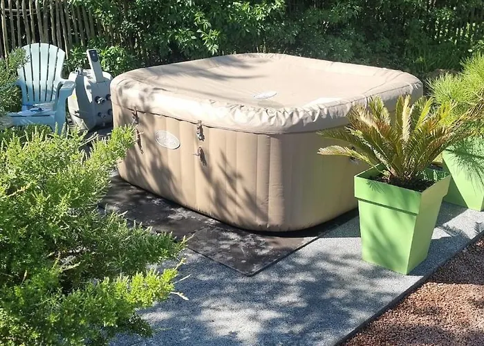 2 Maisons Privatives Avec Piscine Et Vakantiehuis