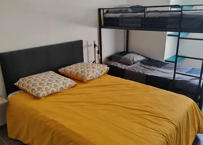 2 Maisons Privatives Avec Piscine Et Vakantiehuis Grues